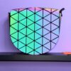 sac a main Demie Lune fond violet prise 1