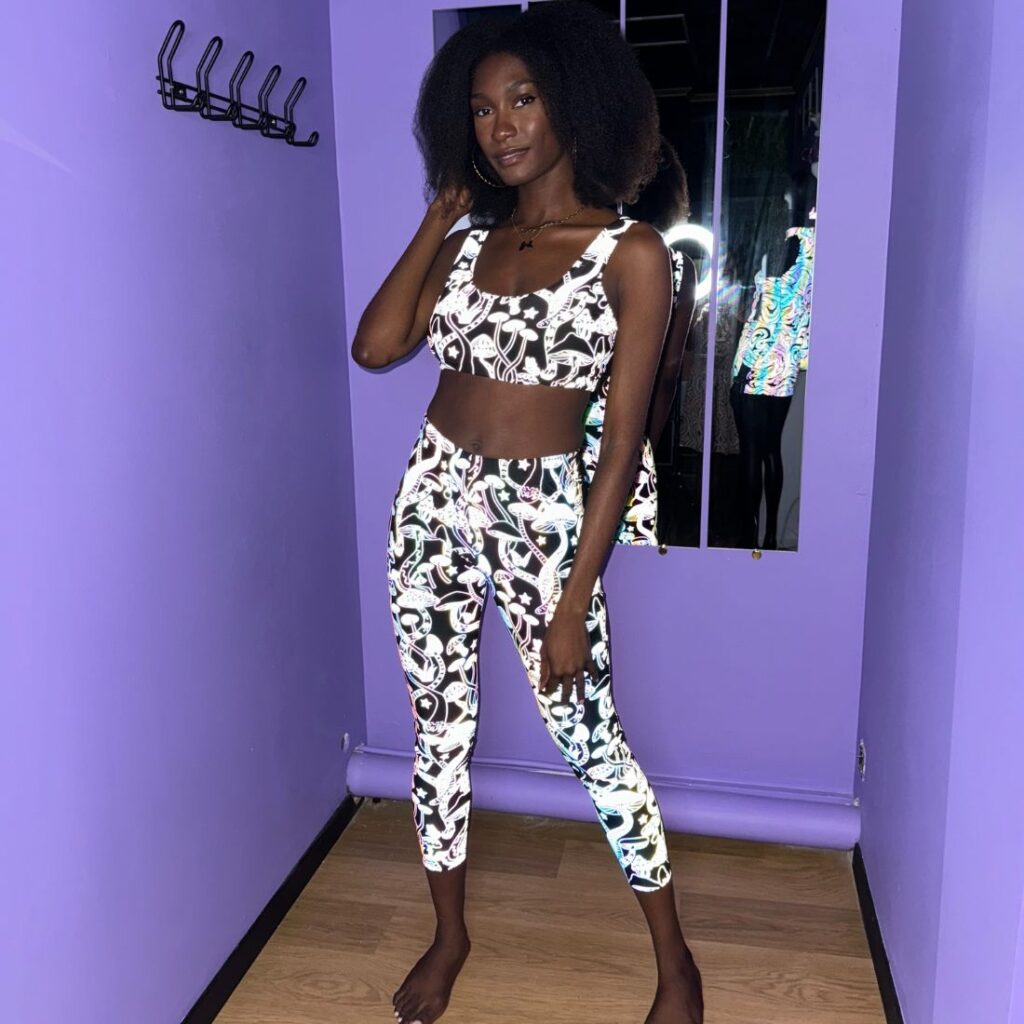 ensemble legging et brassiere champy de face prise 1